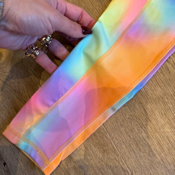 Girls Kids Size 8 Rainbow Tie-Dye Leggings With Pockets MOVE Brand Comfortable - Picture 3 of 6